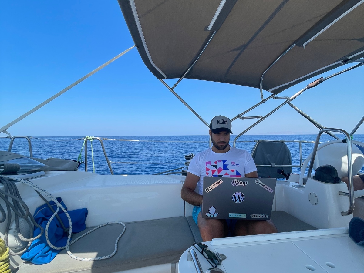 Working from a sailboat for 1 week